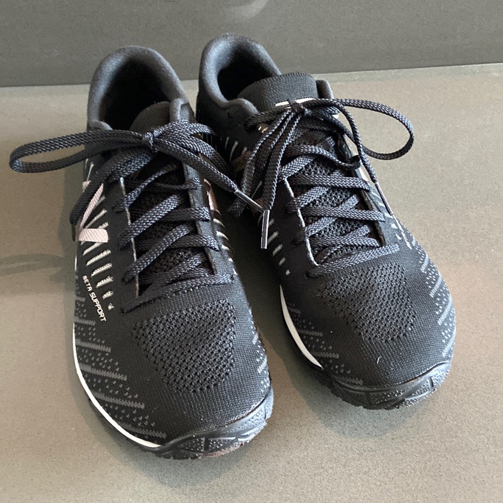 New Balance minimus lightweight athletic shoes